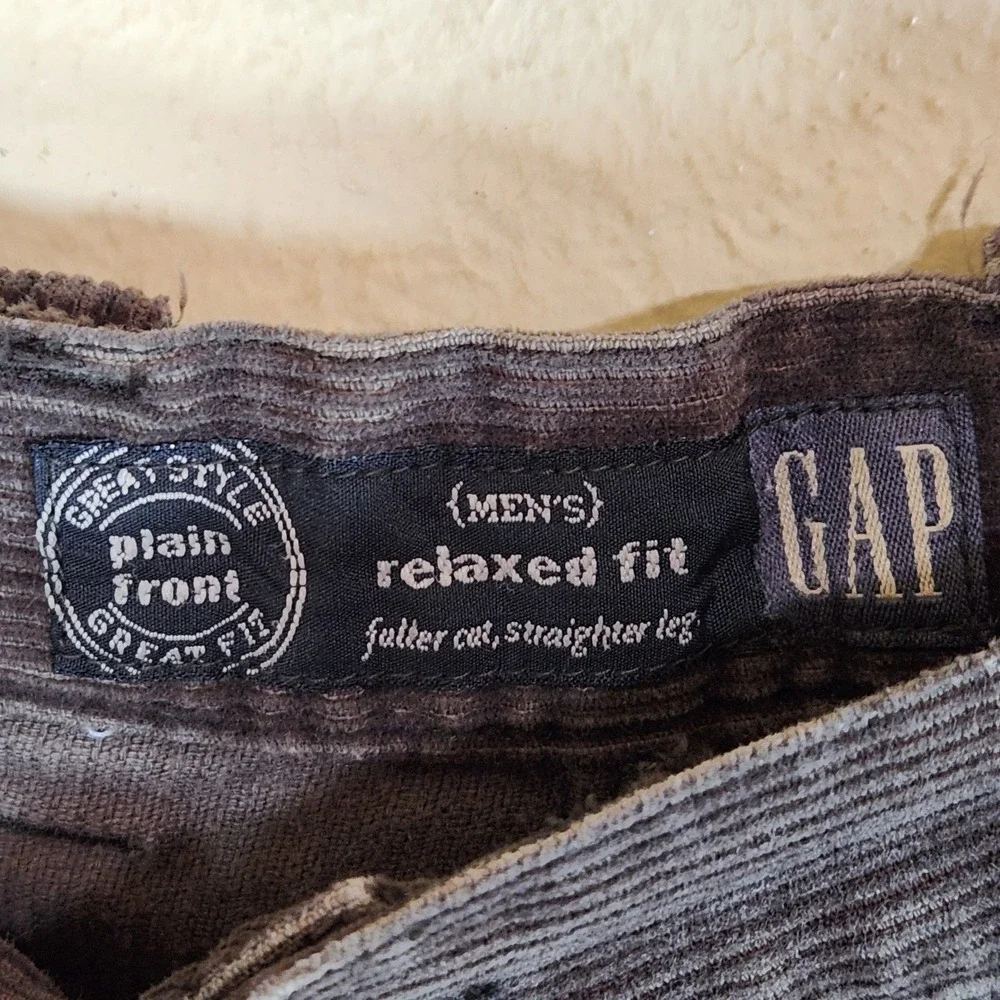 GAP Mens Relaxed Fit Corduroy Pants Straight‎ Leg Brown Size 40x30 Y2K